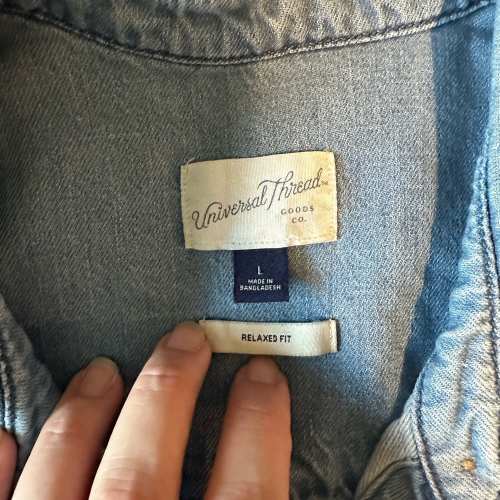 Universal Thread Women's chambray button up